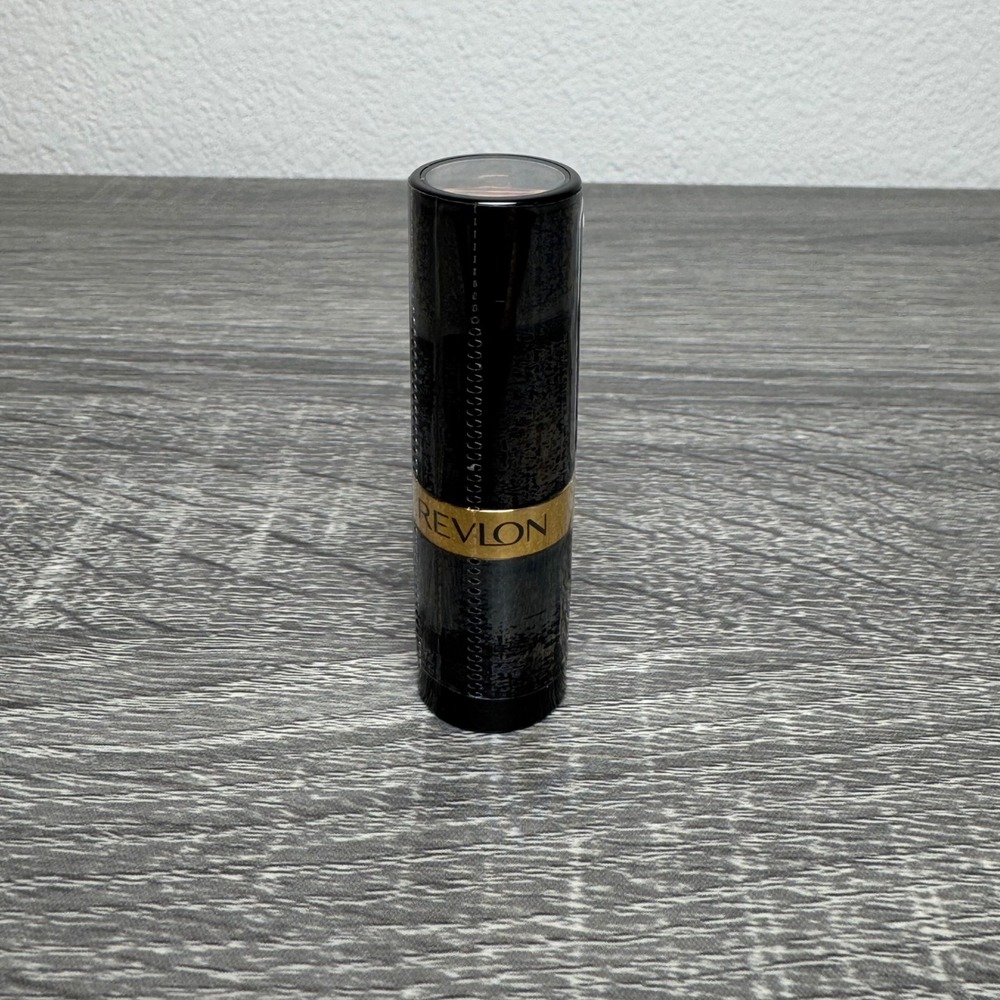Revlon Super Lustrous Lipstick 810 Uncut Ruby Creme Red 0.15 oz New Sealed - Picture 3 of 4